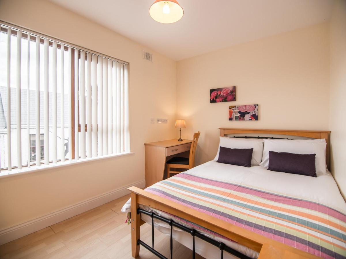 Donegan Court Aparthotel Голуэй Экстерьер фото