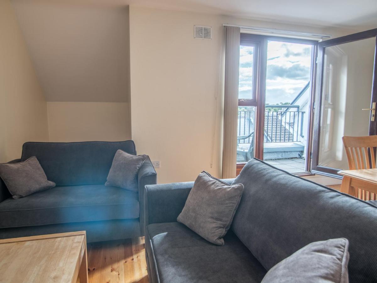 Donegan Court Aparthotel Голуэй Экстерьер фото